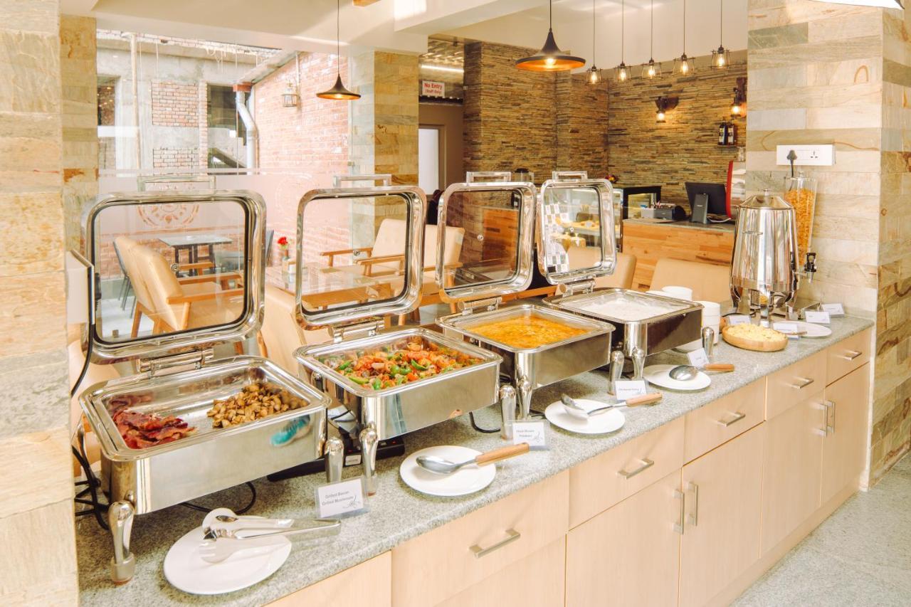 Pema Boutique Hotel Катманду Екстериор снимка